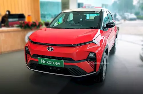 Tata Nexon EV gets discounts of up to Rs 75,000 on MY2023...